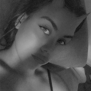 Meet your Posher, Shania